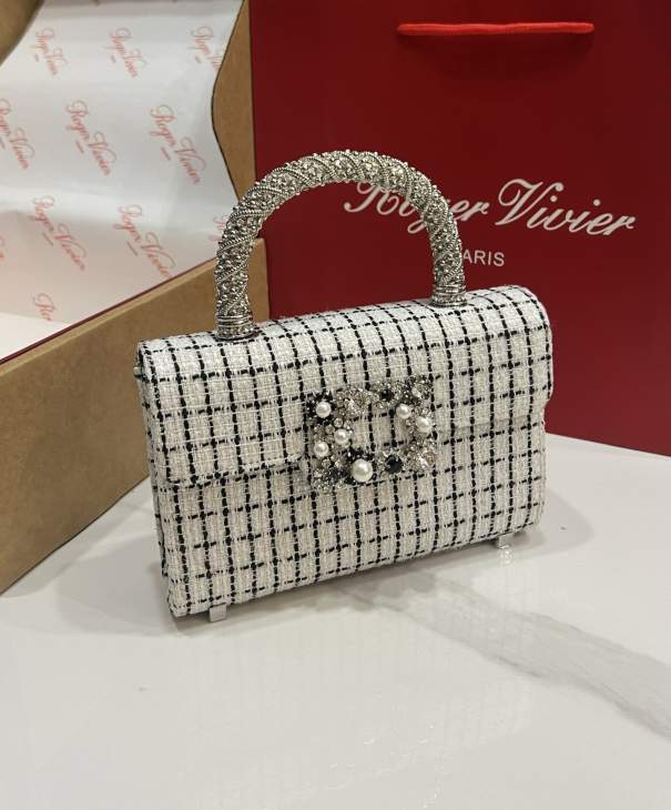 Picture of Roger Vivier Handbags _SKUfw211839400fw